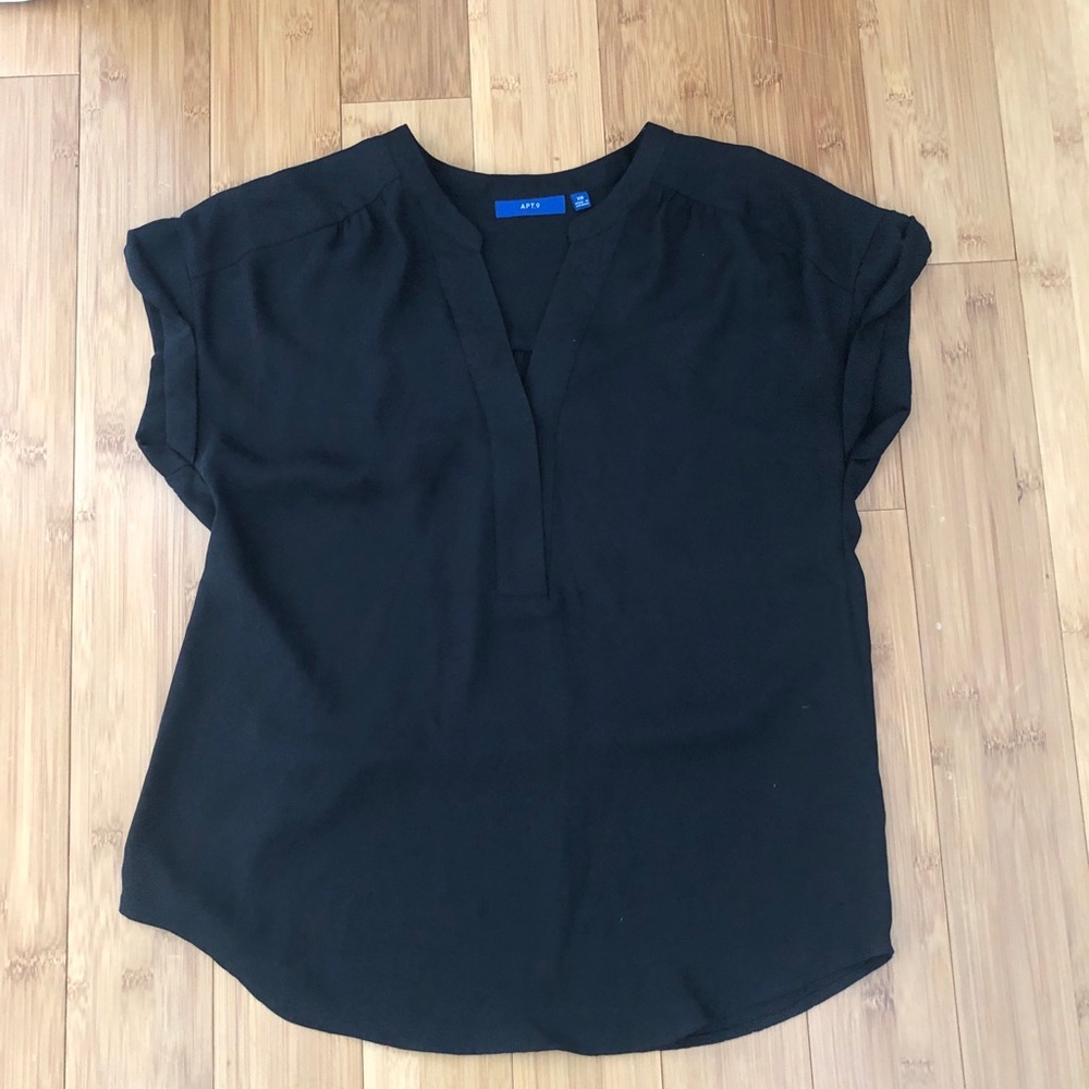 APT 9 dress shirt. Size XS